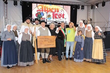 SLOVESNOST OB ODPRTJU ALPENFEST-a NA TRBIŽU